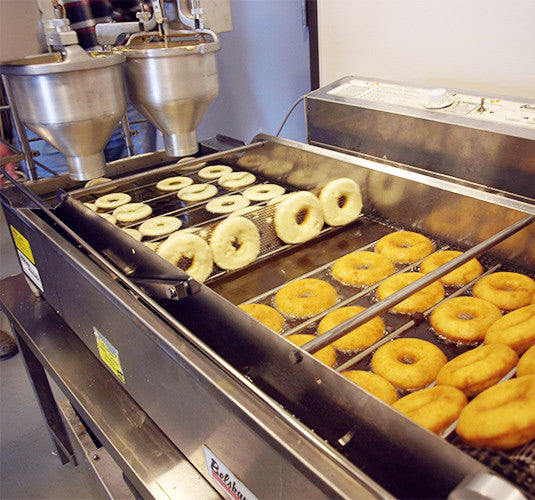 Belshaw Donut Robot® Mark VI (4-1/2" Flight Bar) with Dual Plain Depositor 1-13/16" for Cake Donut Production - Donut-Equipment.com